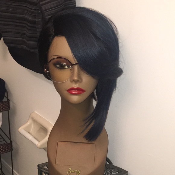 Accessories - Bob wig 🥶